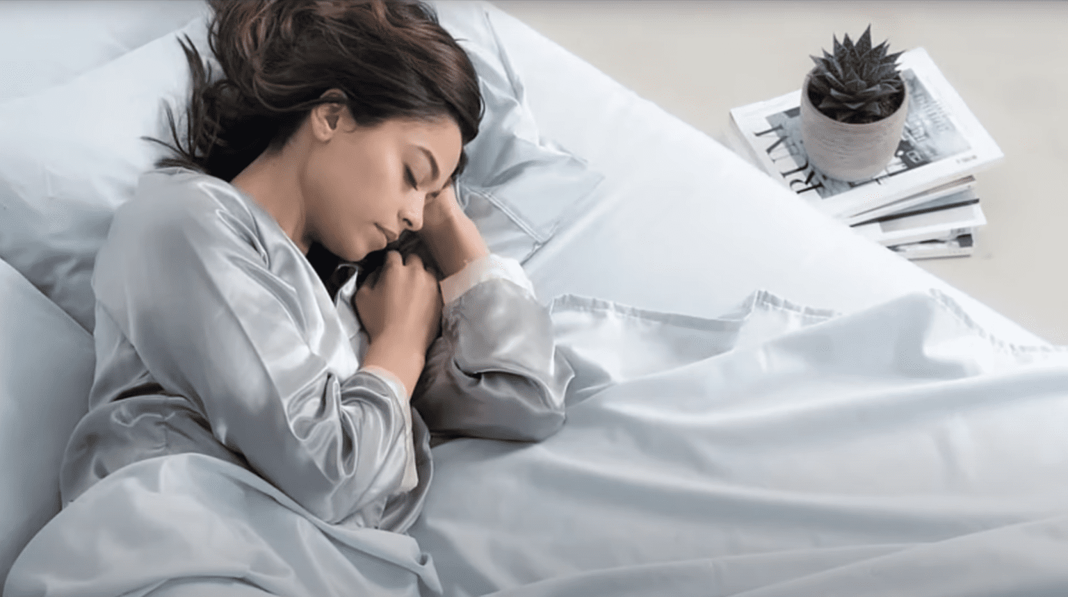 5 Best Silver-Infused Bed Sheets Reviewed (2025 Guide)
