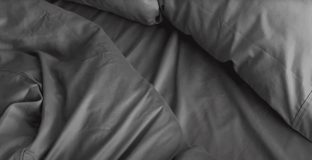 zoomed in image of the miracle made self-cleaning sheets