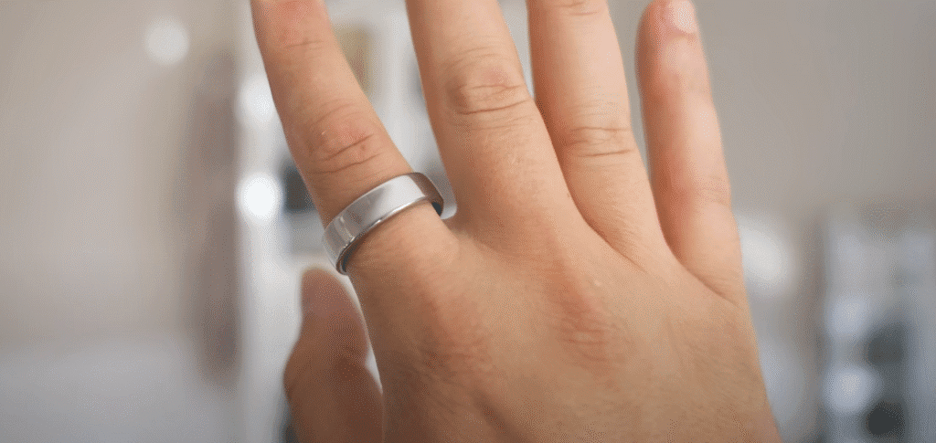 wearing the ring conn gen 2 smart ring for sleep apnea monitoring