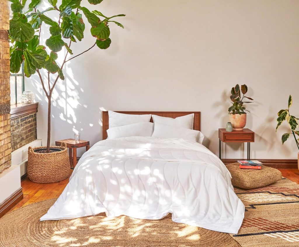 Buffy Breeze Comforter for hot sleepers