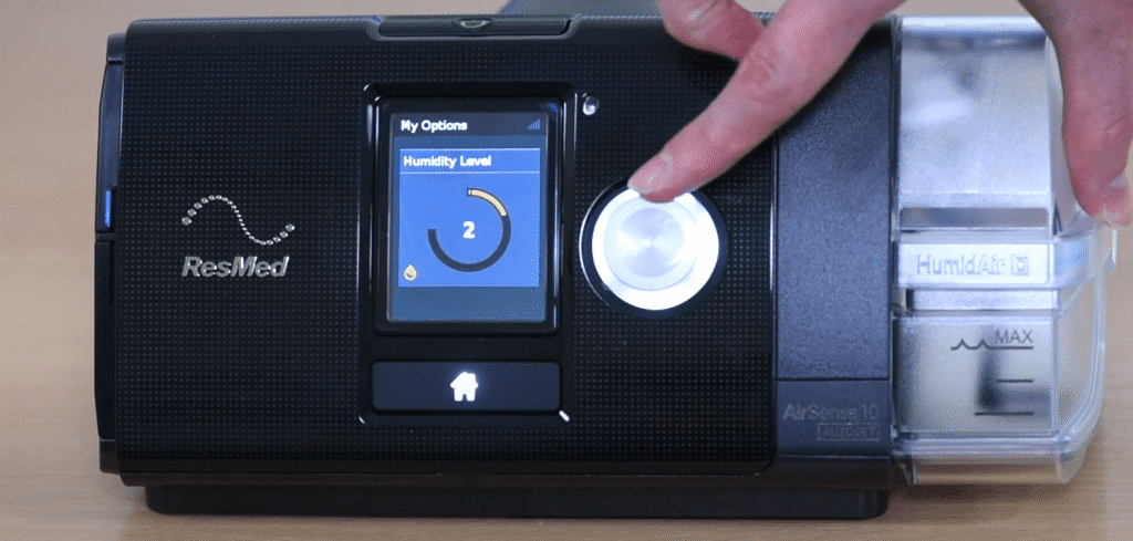 adjusting humidity level on the airsense 10 CPAP machine