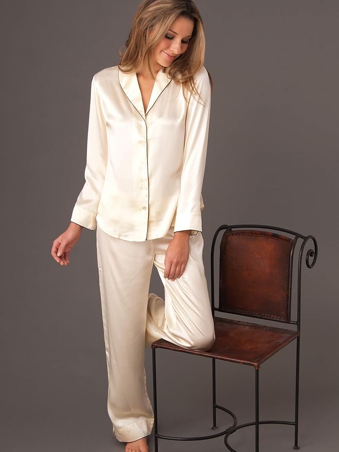 Julianna Rae Natalya's Silk Pajamas sleep lovers gift set