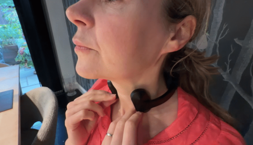 Wearing the pulsetto vns device